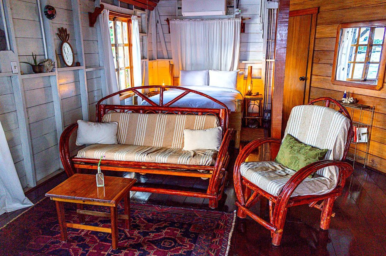 Casa Acuario Boutique Hotel Bocas del Toro Exterior photo